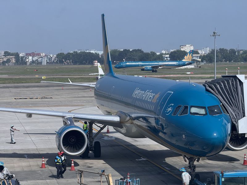 Planespotting at SGN, again