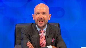 8 Out of 10 Cats Does Countdown